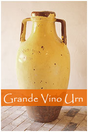 Grande vino urn